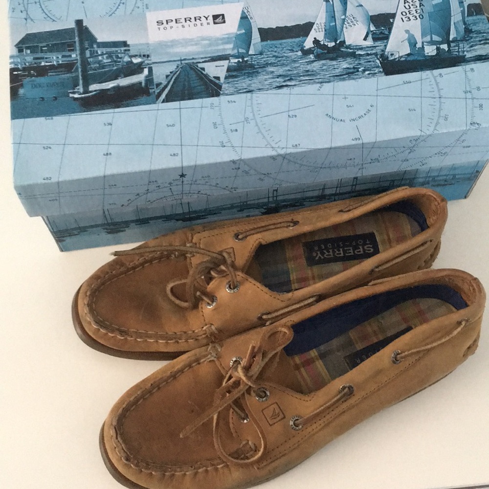 Classic Sperry Topsiders